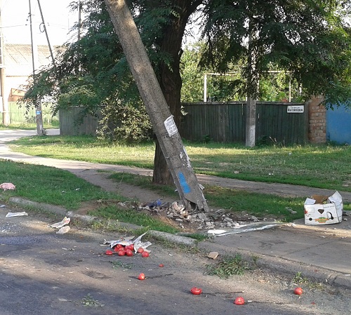 ДТП со столбом (фото) обновлено