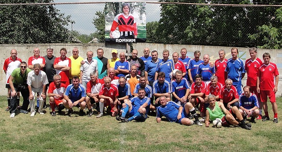 Друзья почтили память Сергея Кириенко на футбольном поле