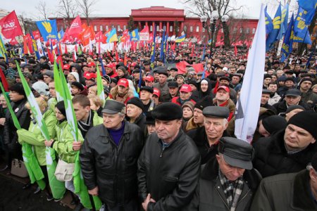 Опозиція "підняла" Київ