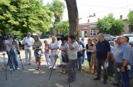 Вшанована пам'ять відомого поета та журналіста