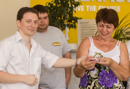 Никополь первым в Украине организовал семейный автомобильный праздник "ДЕНЬ РЕНО"!