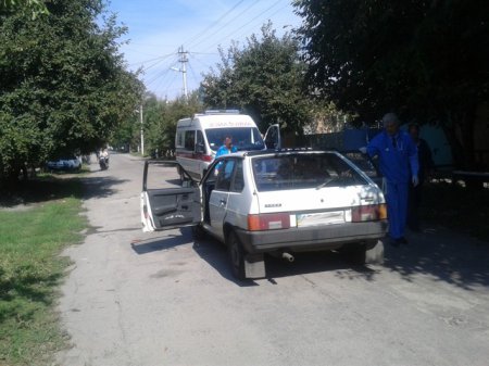 Тройное ДТП в Никополе.  Пострадавшим оказана медпомощь