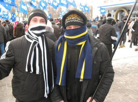 Никопольчане на защите прав и свобод граждан. Днепропетровск-АнтиМайдан-Фото