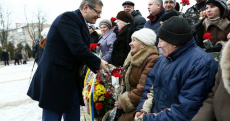 Никополь отметил 70-летие освобождения от немецко-фашистских захватчиков