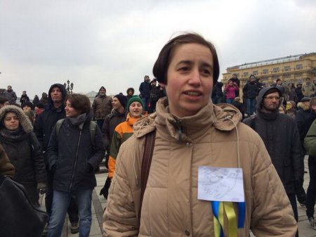 Москвичи на Красной площади: Руки прочь от Украины! (фото)